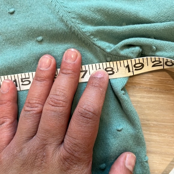 Ann Taylor Factory New Top Large - Picture 3 of 8